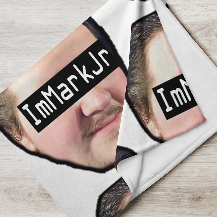 The MarkJr Throw Blanket product image (1)