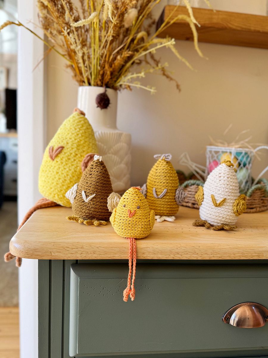 Crochet Chicken Pattern Pdf - Amigurumi Chick - Make With Any Yarn product image (3)