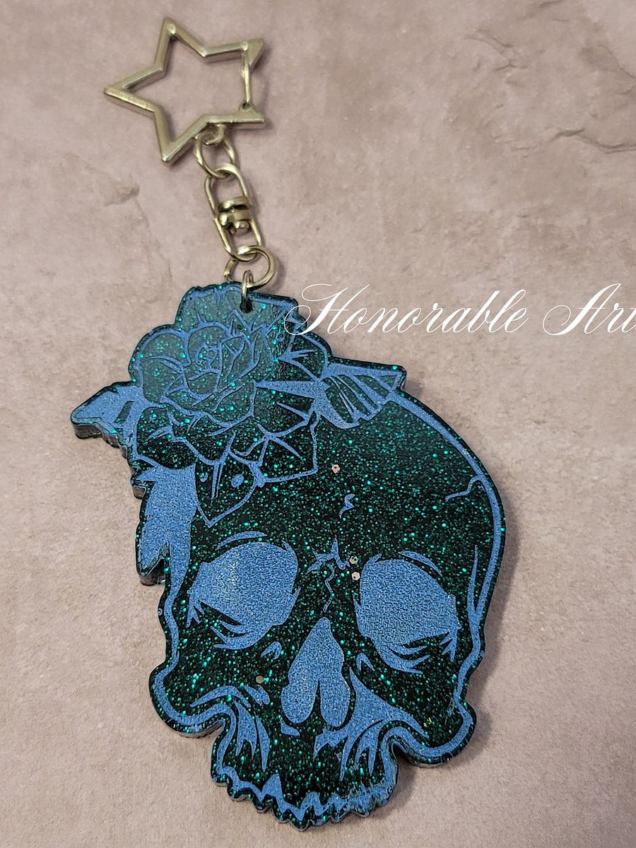 Skull and Rose Keychain product image (2)