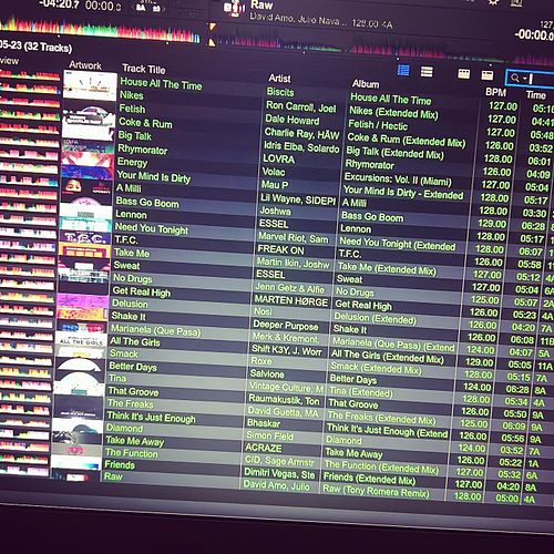 What a set! 

Missed it? Don’t worry, the VOD is in my Kick.com channel! Link in bio!

#TechHouse #DJ #LiveStream #KickStream