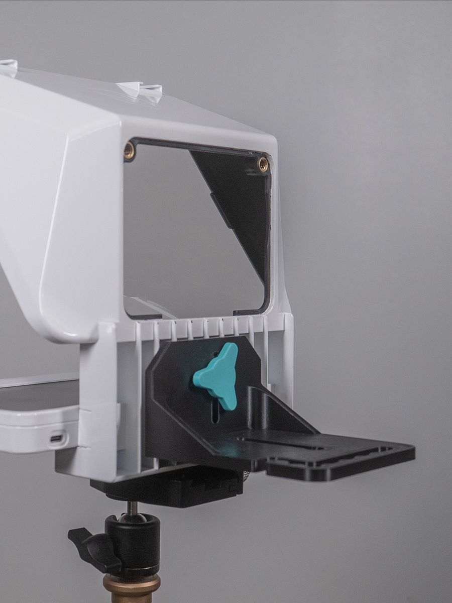 OBSBOT Tail Air Prompter Kit product image (4)