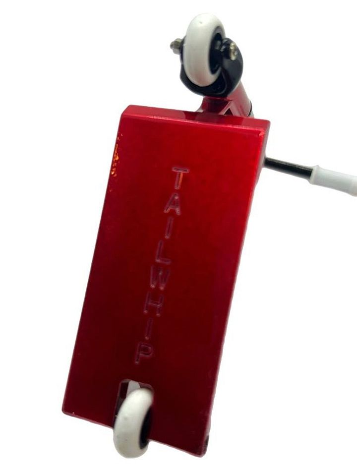 LC BOARDS FINGER SCOOTER METAL V3 PRO RED product image (2)