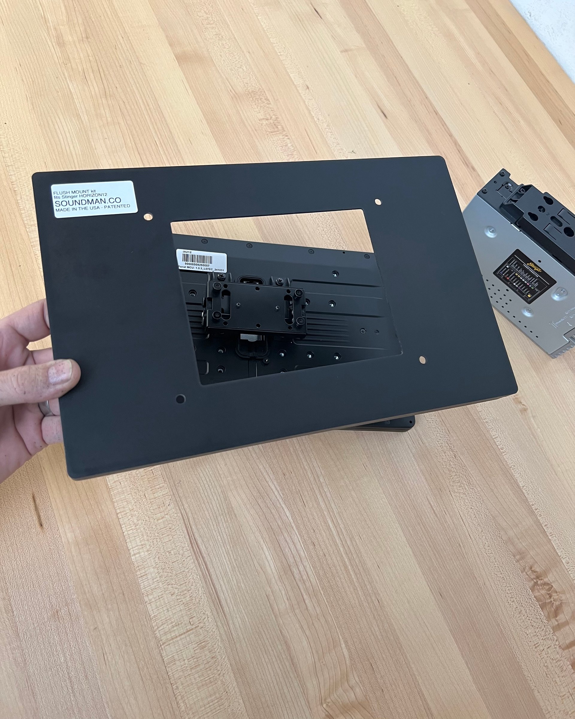 Stinger Horizon 12 - FLUSH MOUNT Dash Kit product image (2)