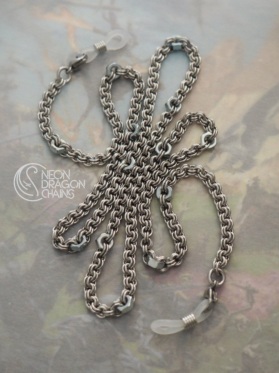 Dark Moon Glasses Chain product image (1)