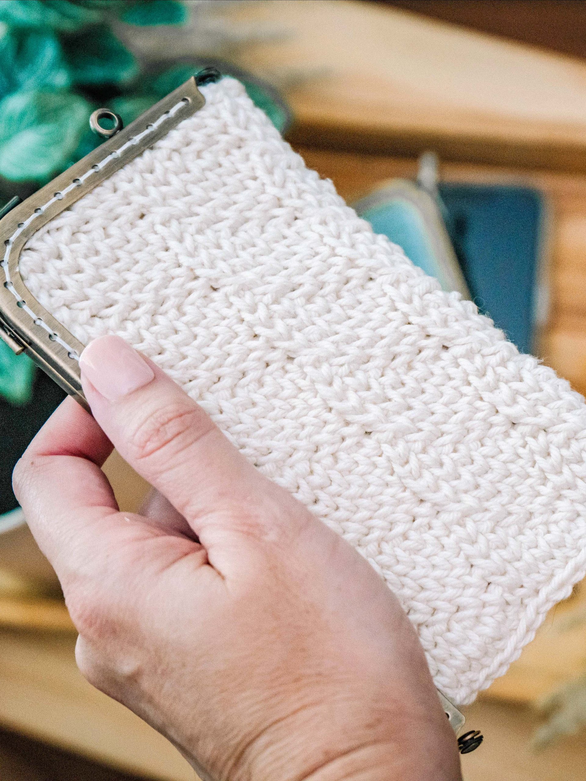 Happily Ever After Crochet Clutch Pattern - Learn to Steek! product image (7)