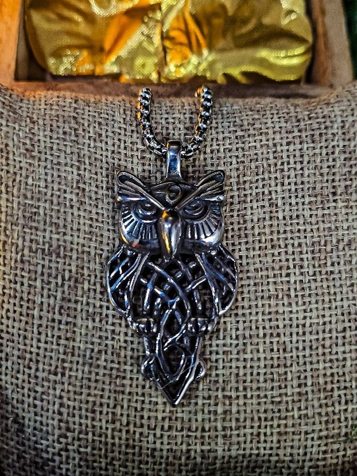 The Armored Kingdom Owl of the Realm Necklace product image (1)