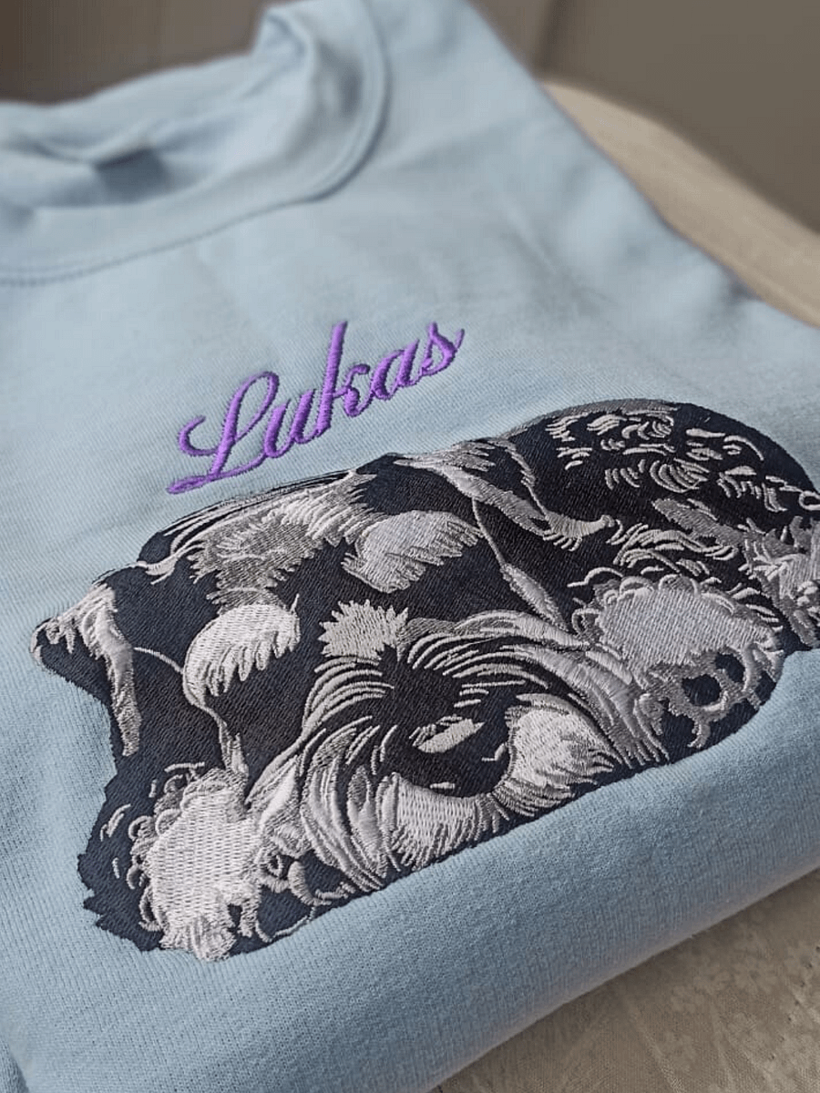 LUKAS💙 / EMBROIDERED SWEATSHIRT product image (2)