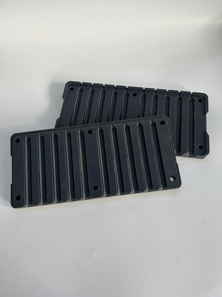 V2 24 Gauge RoundCap 10-Slot Mold (B-Stock) product image (2)