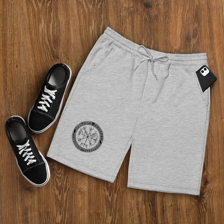 Nordische Runen | Schwarzer Vegvísir | Fleece Shorts product image (1)