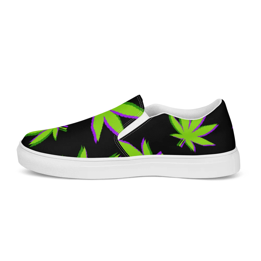 Weed Leafy Women's Slip-On Shoes product image (10)