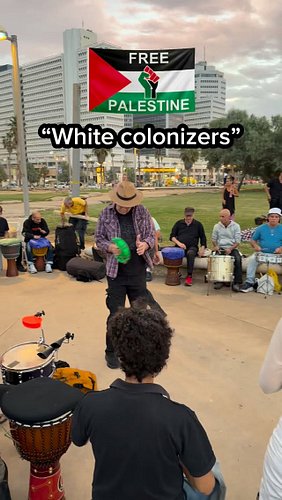 I see mostly brown people and even a mosque. How? Shabbat Shalom🥁🌅 

#israel #palestine #freepalestine #middleeast #truth