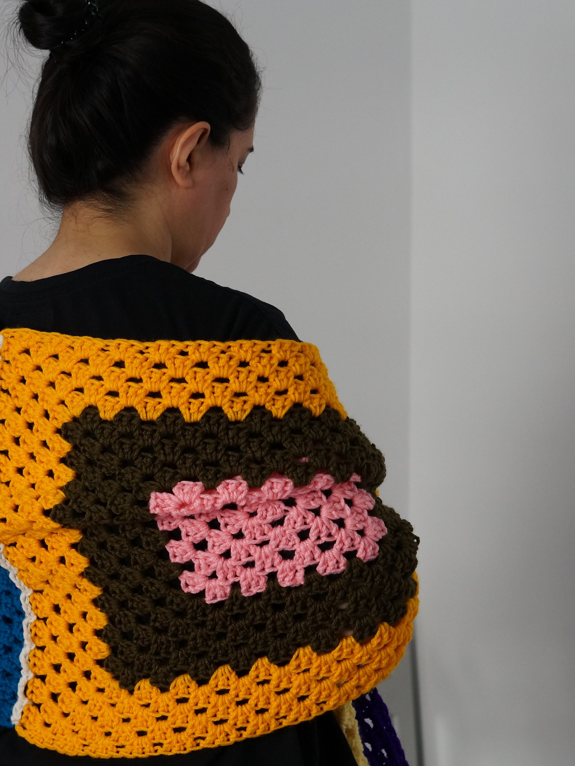 Granny square rectangular shawl pattern product image (2)