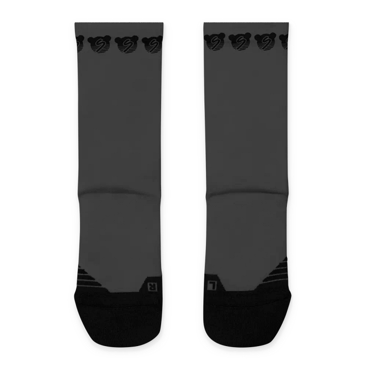 minimal basketball socks product image (2)