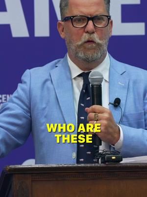 Gavin McInnes CONFRONTS Hecklers | #USC #SouthCarolina #KamalaHarris