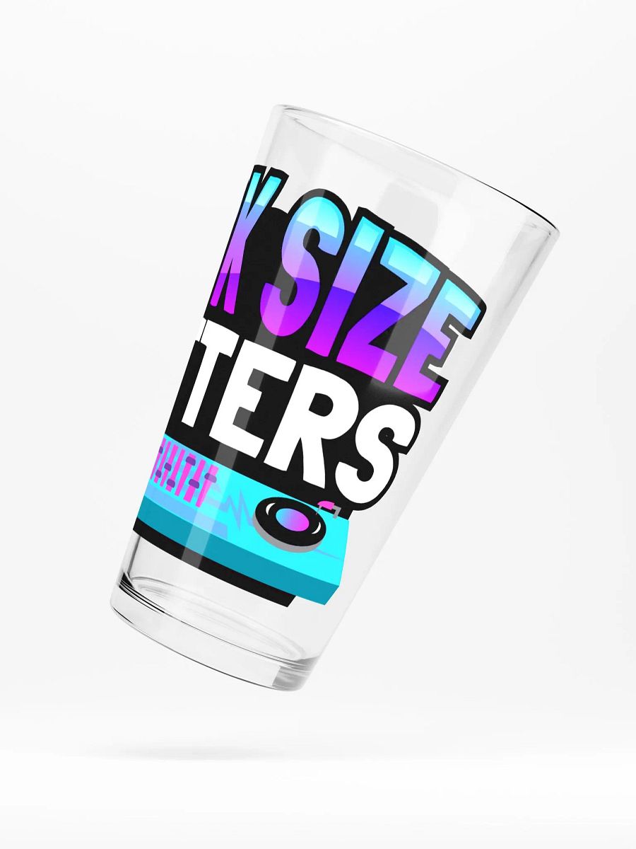 DECK SIZE MATTERS PINT GLASS product image (5)