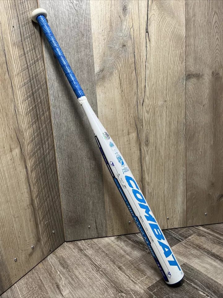 COMBAT Maxum MAXFP109 34in 25oz (-9) Blue/White Fastpitch Softball Bat product image (1)