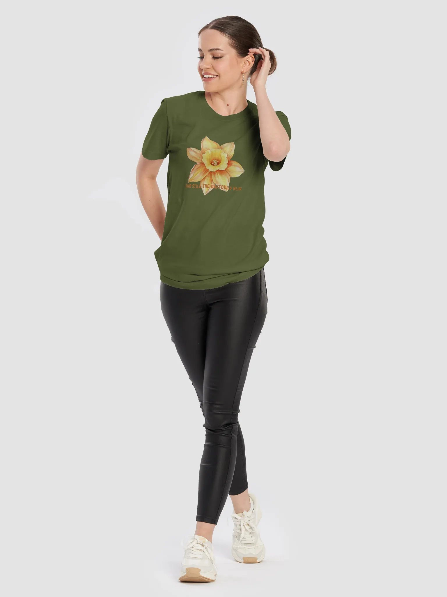 Daffodils Bloom Tee product image (10)