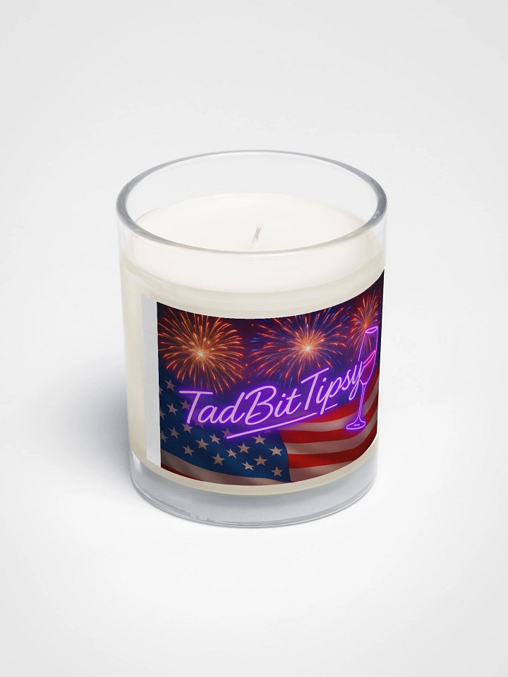 Tipsy Graphic Candle product image (2)