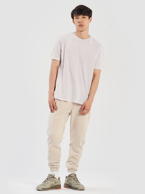 Photo showing Gildan Unisex Softstyle T-Shirt
