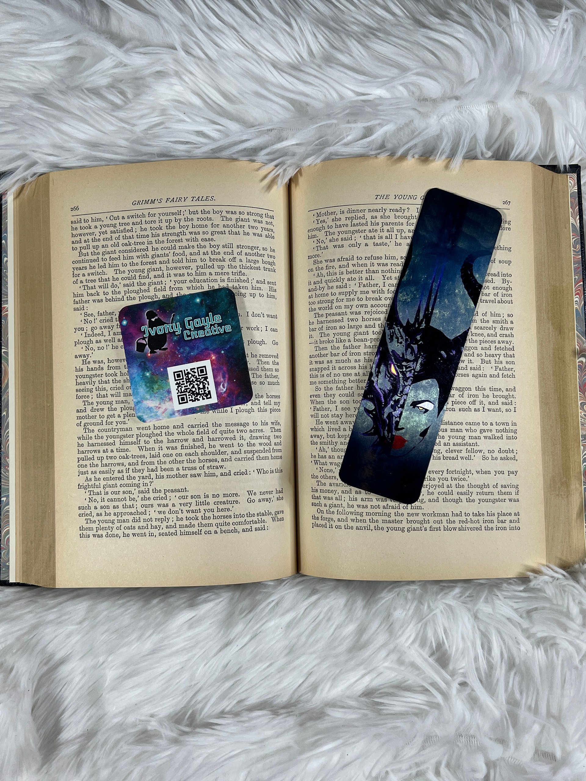 Maleficent Bookmark product image (1)