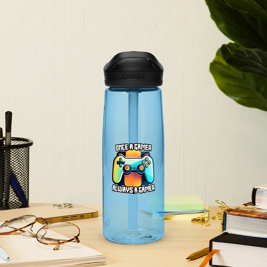 All Gamers United bottle with straw product image (16)