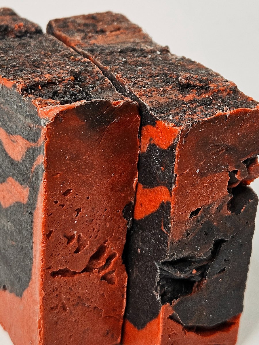 Dagaron Blud – Handmade Patchouli Soap with Orange, Cedarwood & Vanilla product image (4)