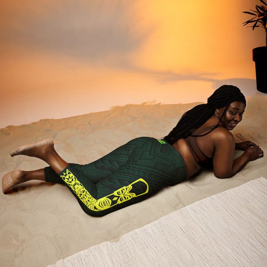 Tatau Korare Tiki Yoga Capri Leggings product image (9)