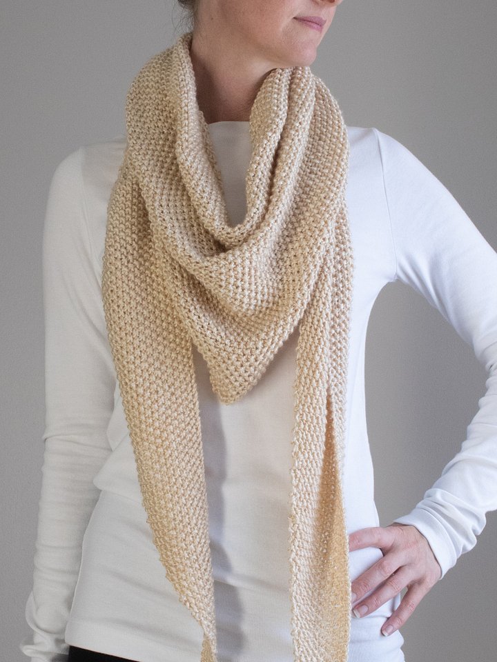 Seed Stitch Triangle Scarf Shawl Knitting Pattern PDF product image (1)