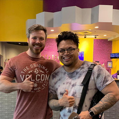 Ran into an OG at the gym! @freakinjeremy used to watch little ol’ me and play on the Minecraft server. I LOVE when you guys ...