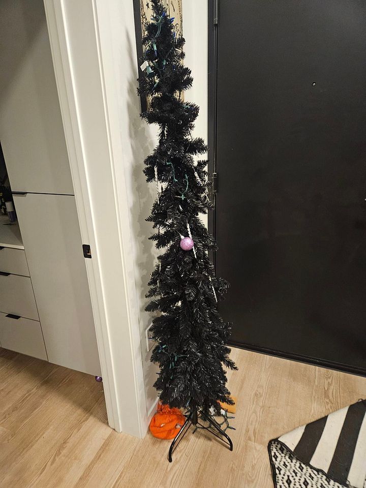 Black Christmas Tree product image (1)