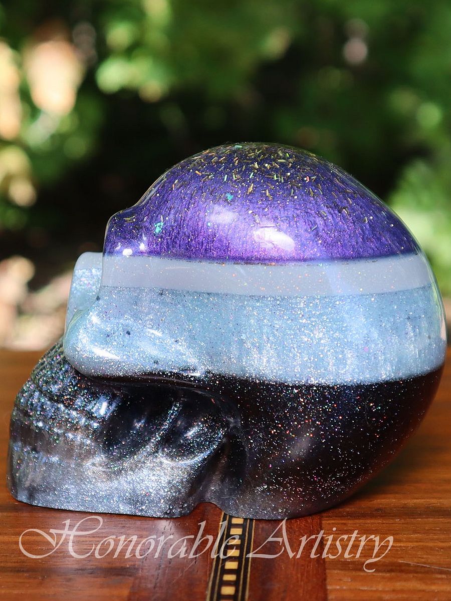 Accidental Almost Ace Flag Mix Resin Skull product image (5)