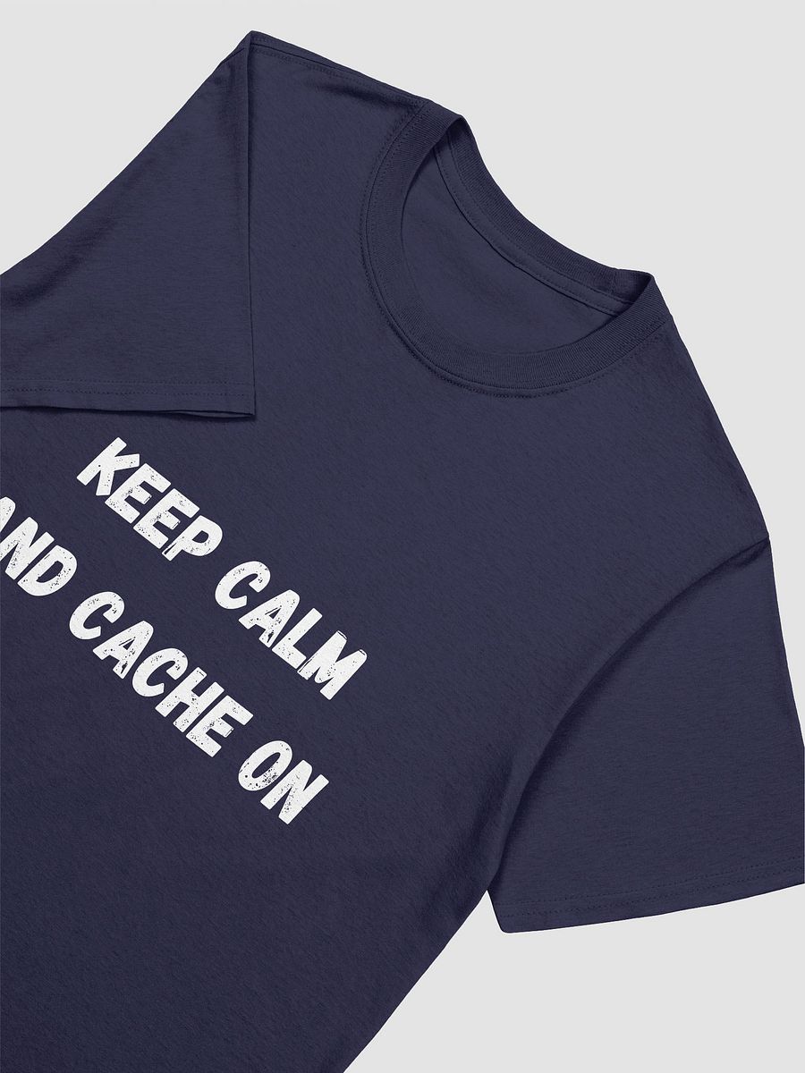 Keep calm and cache on - Cool and Casual Geocaching T-Shirt product image (29)