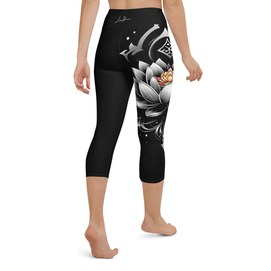 Lotus Bloom Yoga Capri Leggings product image (8)