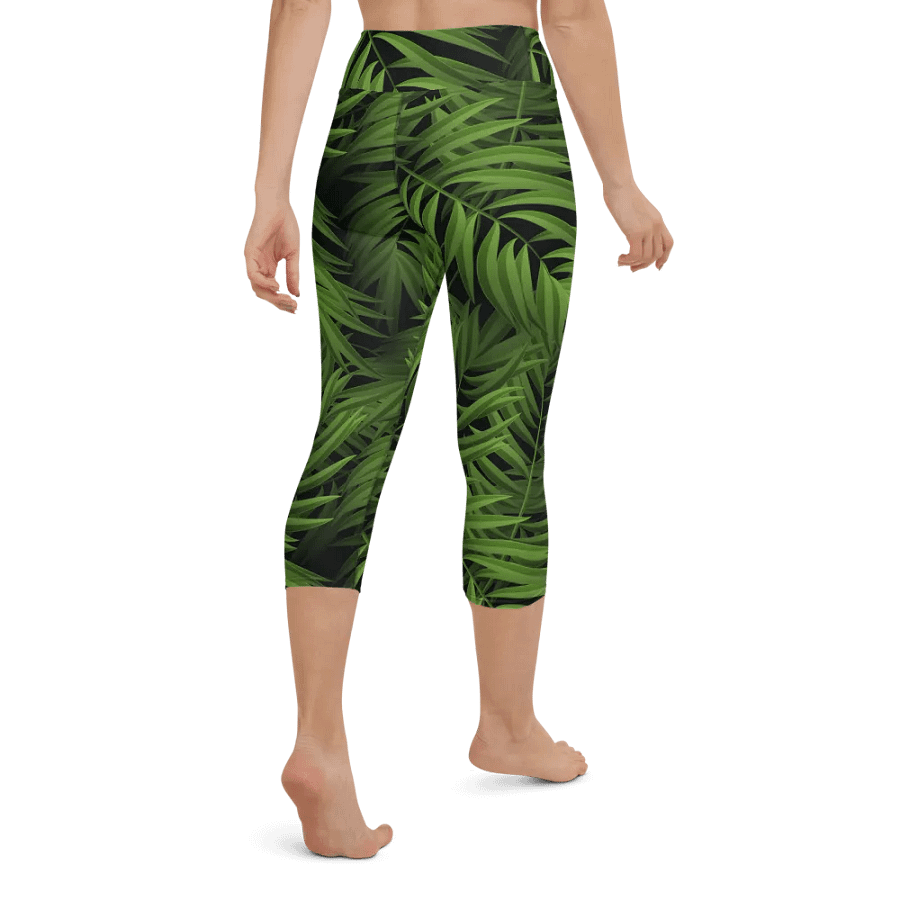 Tropical Palm Allure Capri Leggings product image (3)