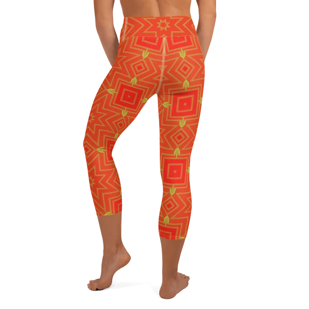 Modern Maze Capri Leggings product image (4)