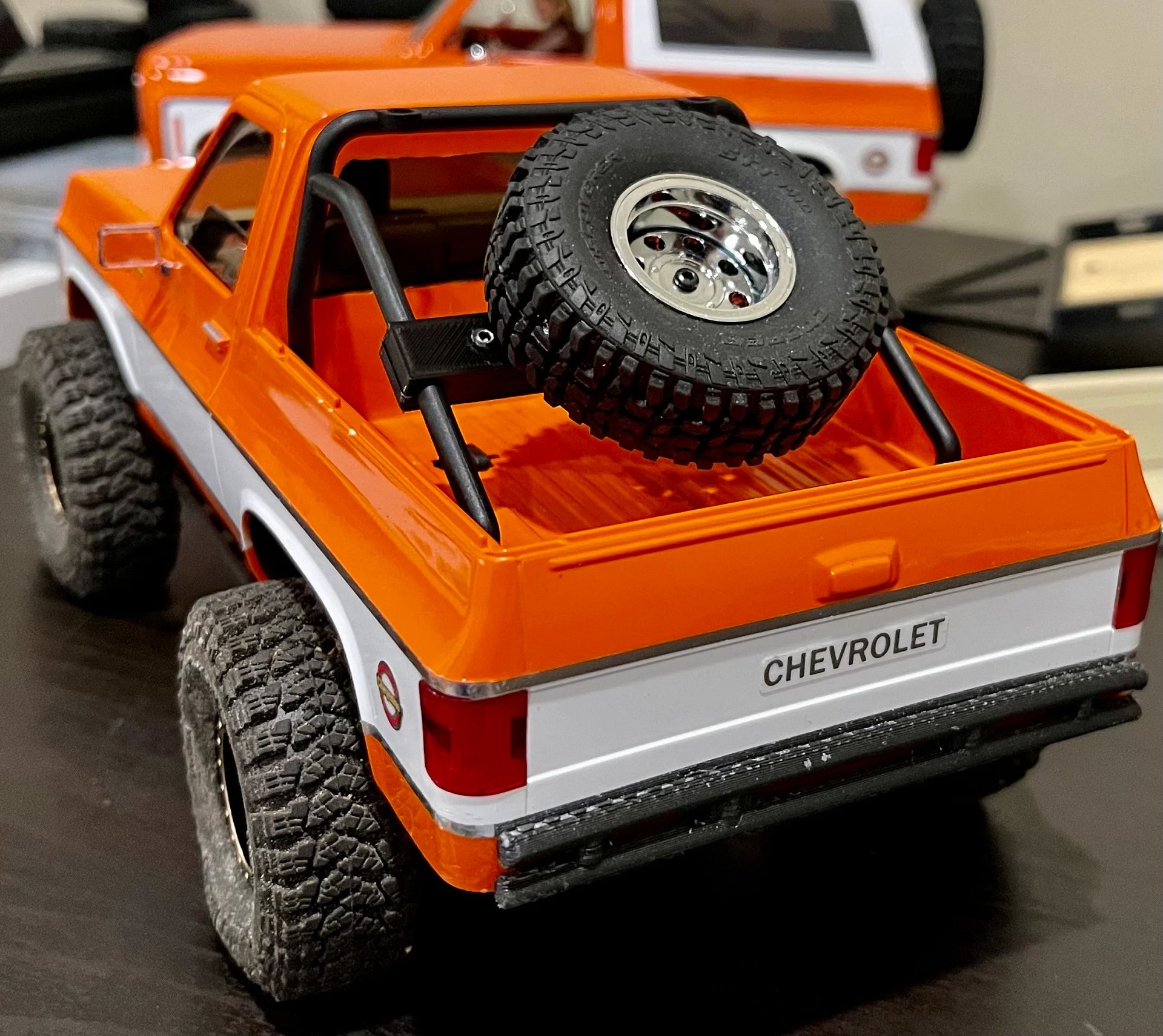 FMS FCX24 Blazer Spare Tire Mount product image (2)