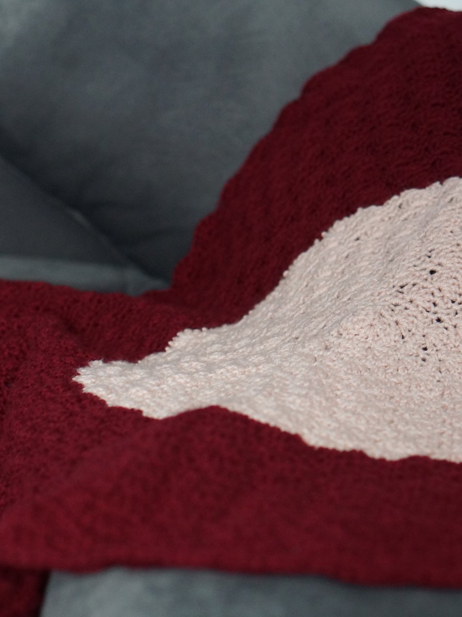 Shell stitch round blanket pdf pattern product image (3)