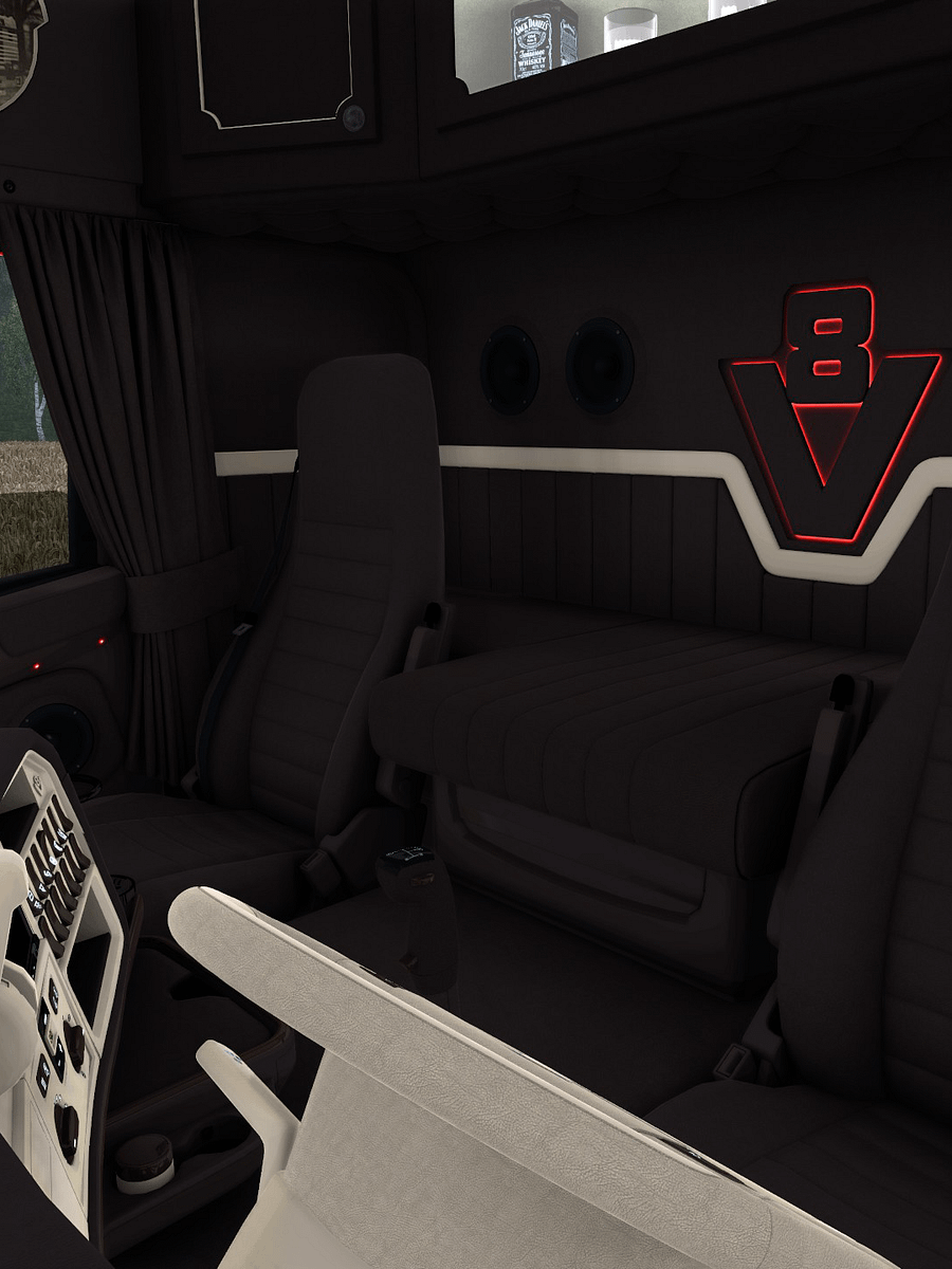 RTO RJL6 Highline Cabin product image (2)