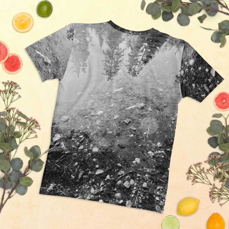 Take a mental break and recharge your batteries. Women's T-shirt product image (11)