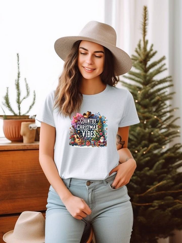 Country Christmas Vibes Graphic Tee product image (11)