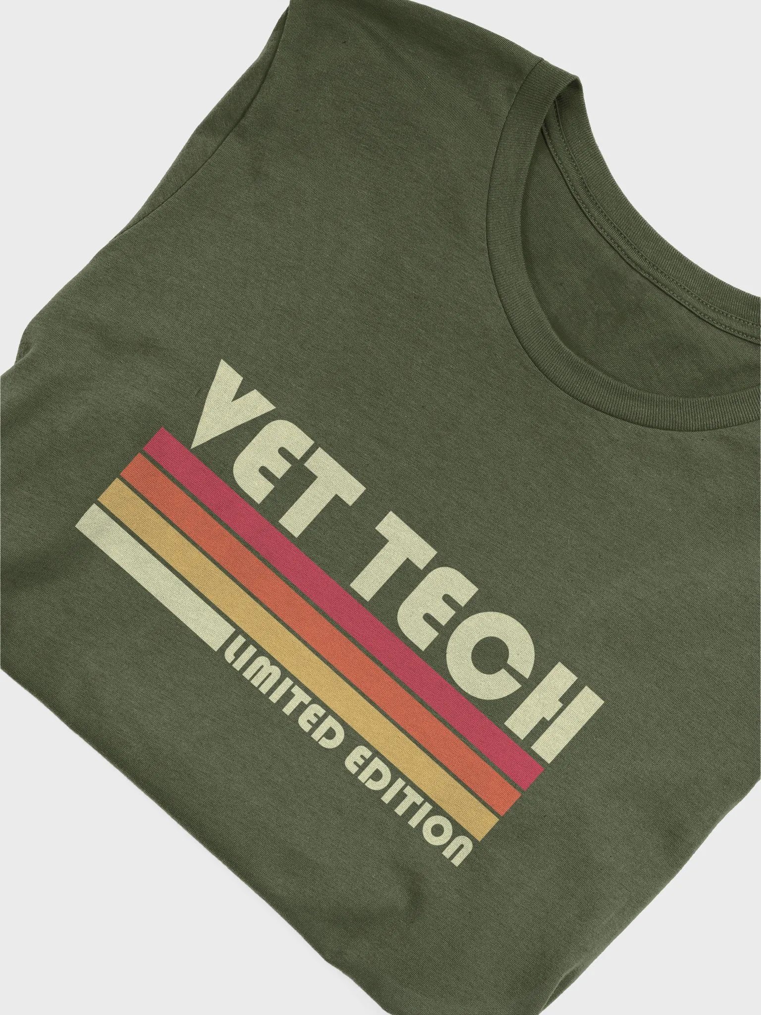 "Retro Vet tech" t-shirt (dark background) product image (3)