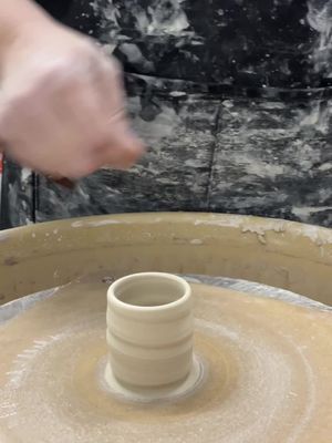 Test cups test cups test cups! #penguinpottery #ceramics #potterystudio #amazon #pottery #artstudio #penguinpotterysupplies #potterywheel #howtopottery #potterybats #potteryclass #makingart 