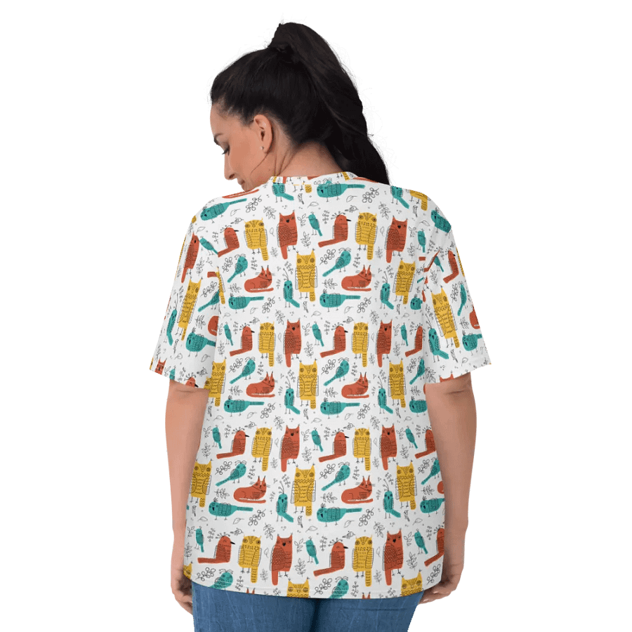 Vibrant Owl Delight: Perfect T-Shirt for Owl Lovers product image (7)