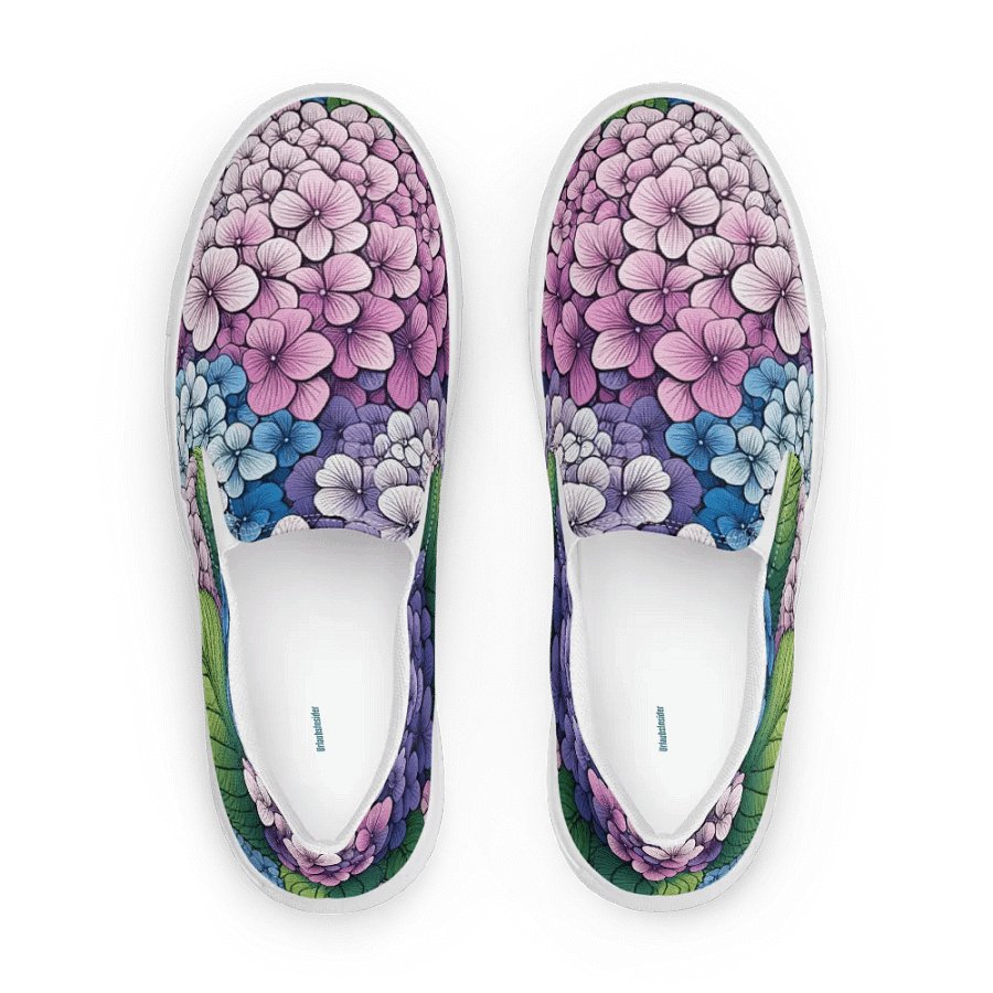 Women's Slip-On Canvas Shoes | KI-Design des Hortensien-Mandala-Motivs product image (1)