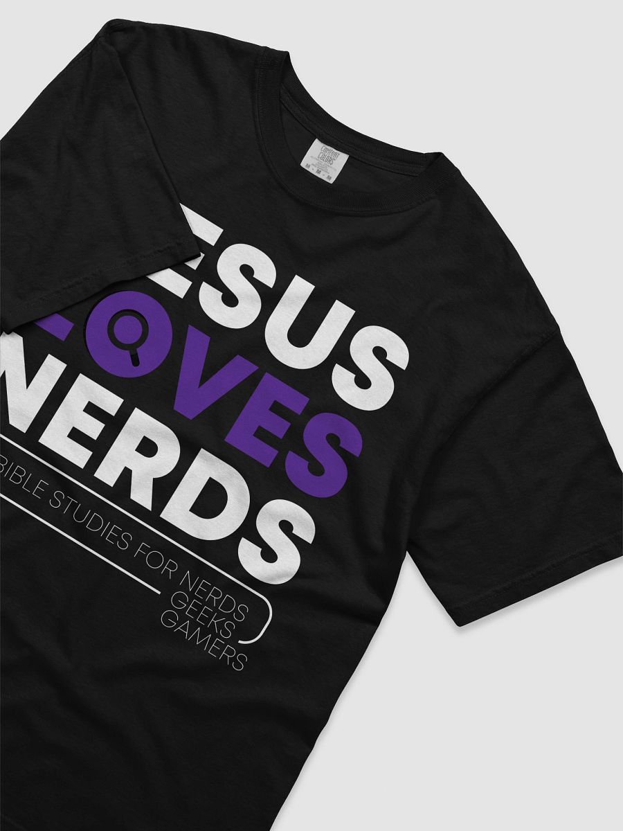 Jesus Loves Nerds Tee product image (15)