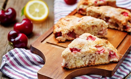🍒🍋 NEW RECIPE DROP!
Sweet meets zesty in these Cherry Lemon Scones that are golden, buttery, and bursting with summer flavor!...