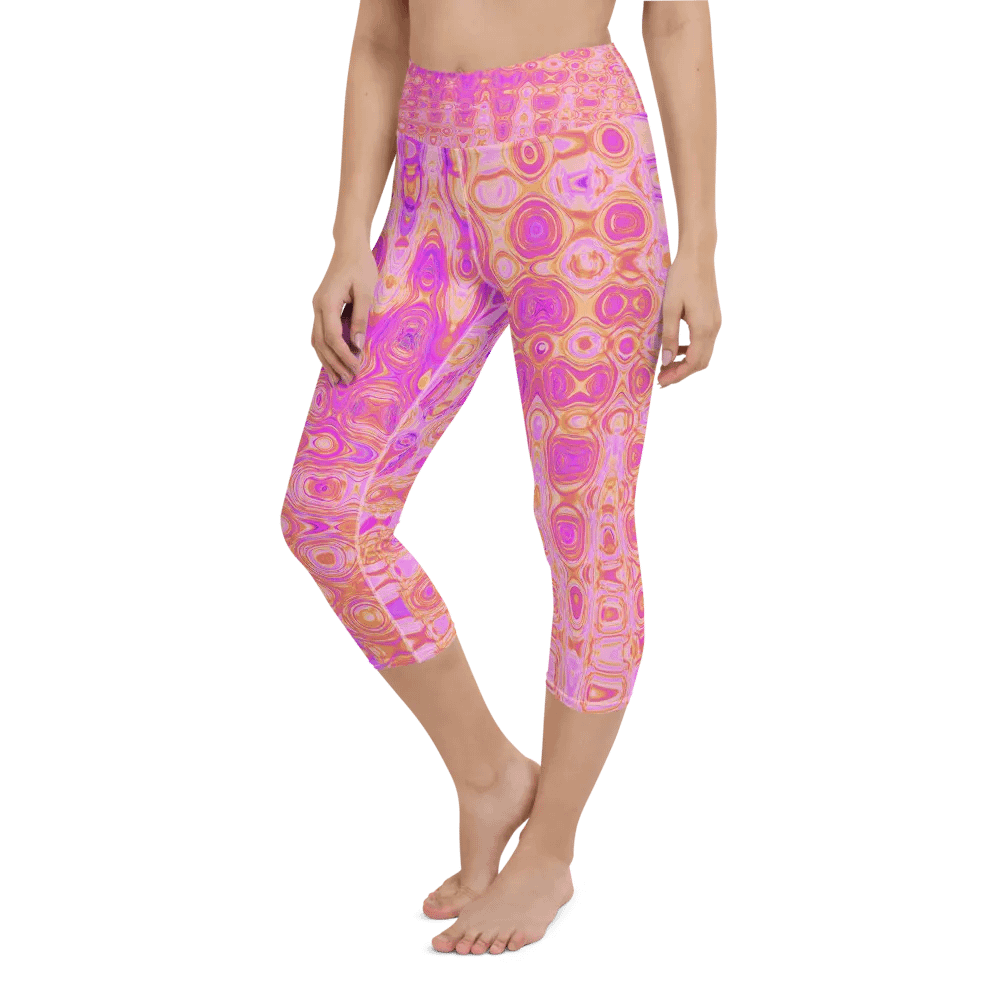 Cool Abstract Pink and Magenta Atomic Retro Zigzags Capri Yoga Leggings product image (10)