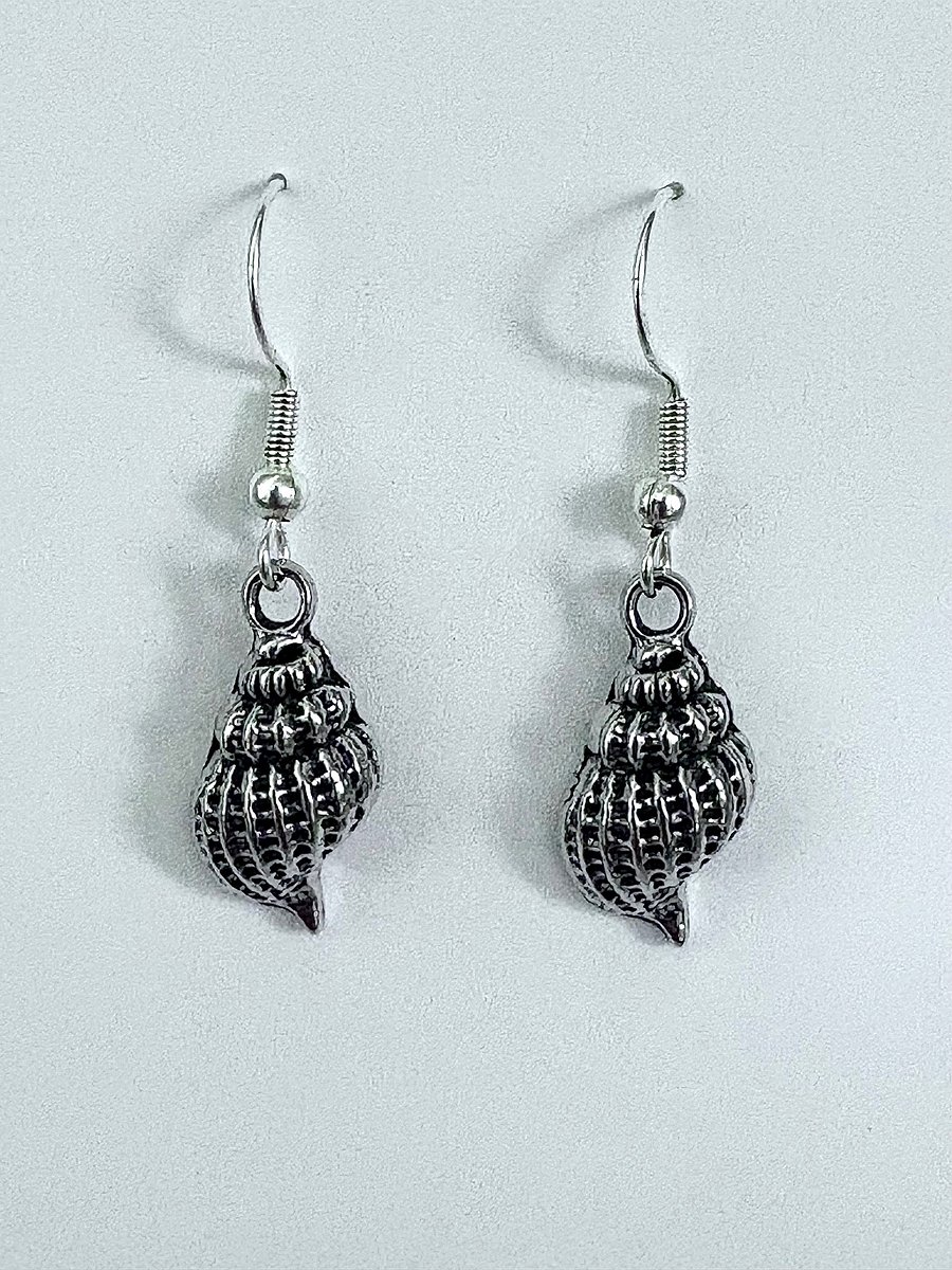 Handmade Silver-Tone Metallic Conch Shell Earrings | Monique Faella Designs™ | MFD-00116 product image (1)