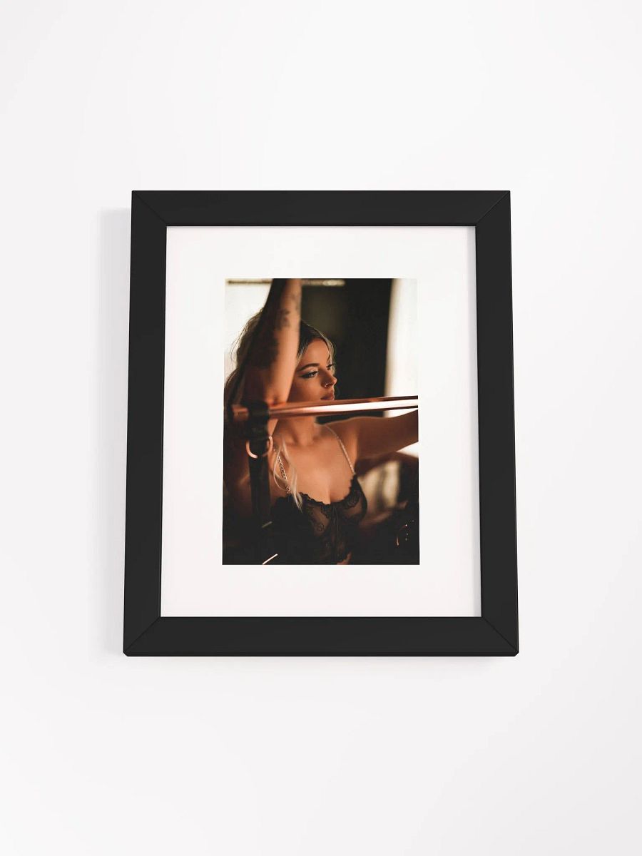 QueenQ Poster 3 product image (6)