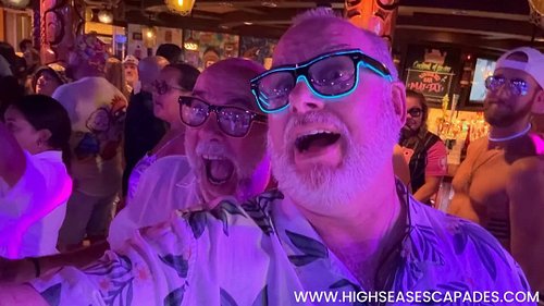 Live, Laugh, Cruise.
#cruise #adventure #vacationmode #cruiselife #livelaughcruise